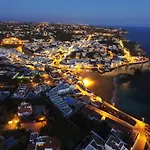 2 Quartos, 2 Wc, Vista Mar E Piscina アパート カルヴォエイロ