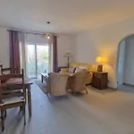 2 Quartos, 2 Wc, Vista Mar E Piscina *