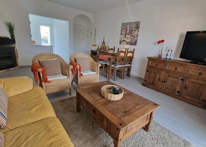 2 Quartos, 2 Wc, Vista Mar E Piscina
