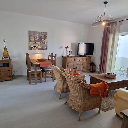 2 Quartos, 2 Wc, Vista Mar E Piscina Appartement