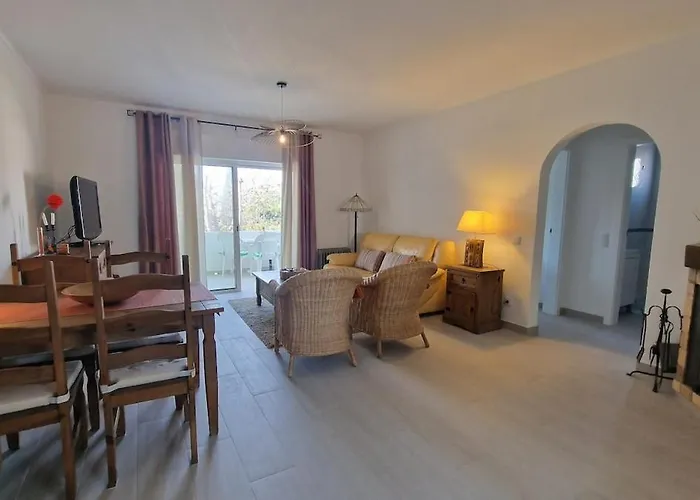 2 Quartos, 2 Wc, Vista Mar E Piscina *